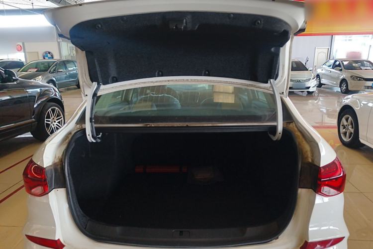 Used Chevrolet Monza 2020 320 Automatic Enjoyment Edition
