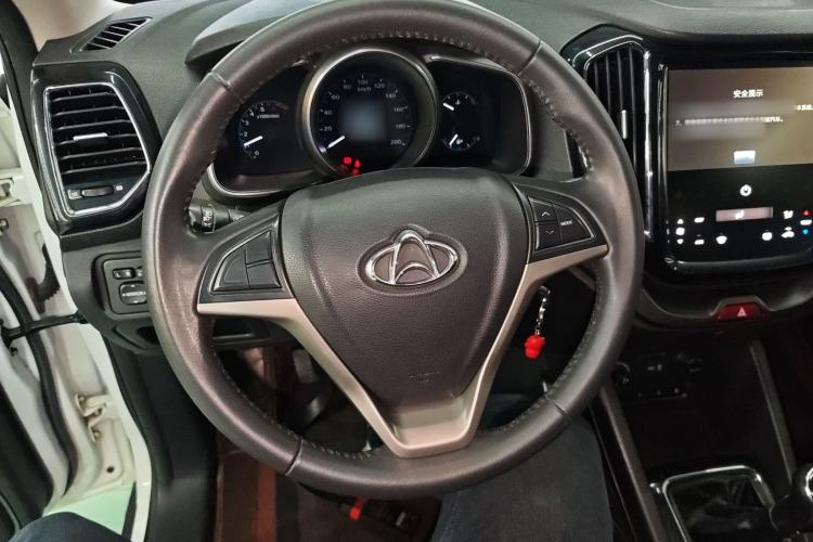 Used Oshan CX70 2016 1.6L manual luxury version
