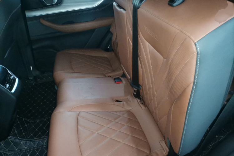 Used Chery Tiggo 8 PLUS 2021 290TGDI DCT Luxury Edition
