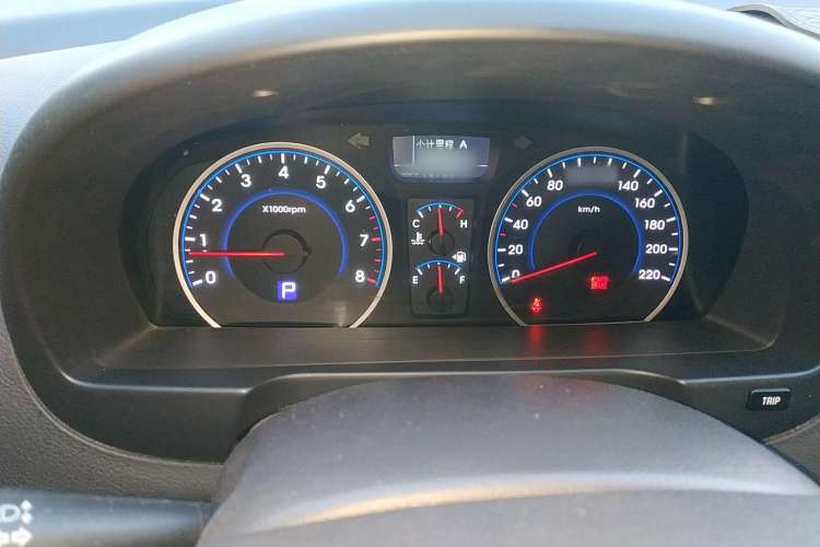 Used Hyundai Celesta 2015 1.6L Automatic Luxury Model