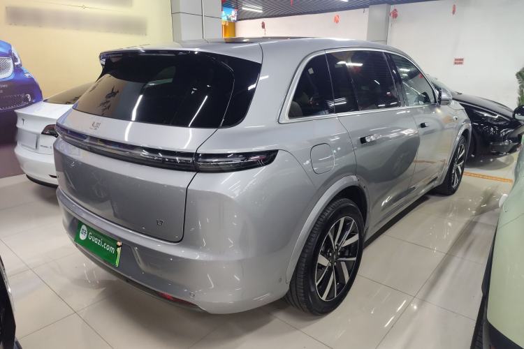 Used Li Auto L7 2023 Air model

