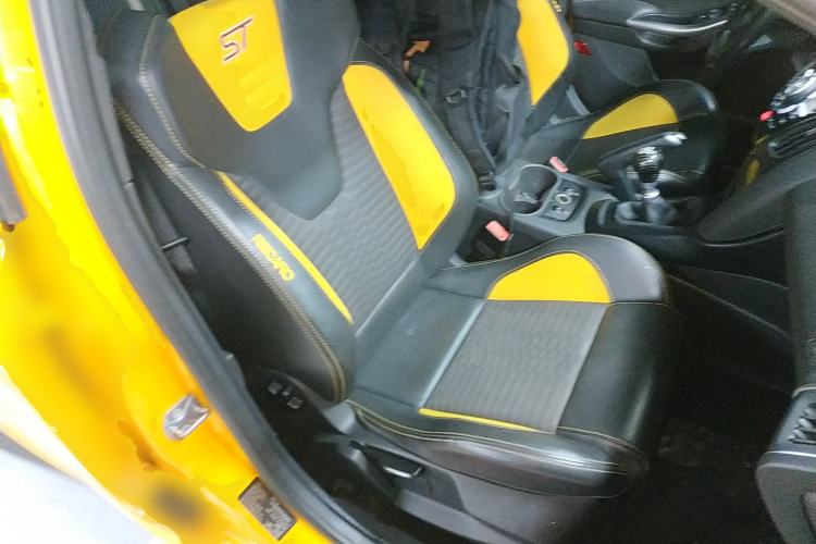 Used Ford Focus 2013 2.0T ST Orange Edition
