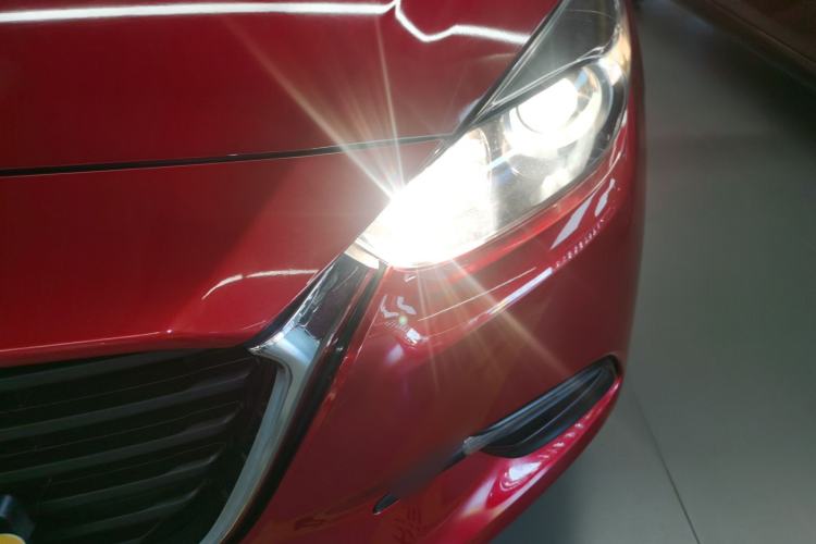 Used Mazda Mazda 3 Axela 2019 Cloud-Controlled Version Sedan 1.5L Automatic Comfort Trim China VI Standard
