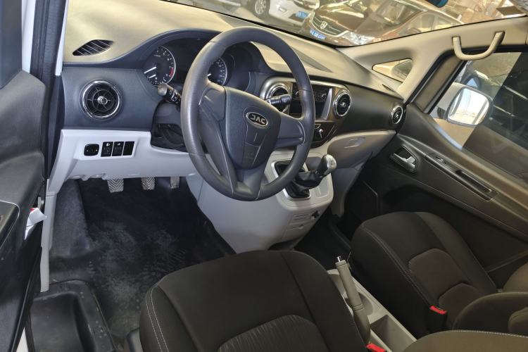 Used  M3 2019 PLUS IKEA Edition 1.8L Luxury 9-Seater
