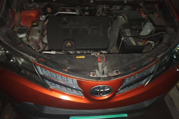 Used Toyota RAV4 2013 2.0L CVT Four-Wheel Drive New Edition
