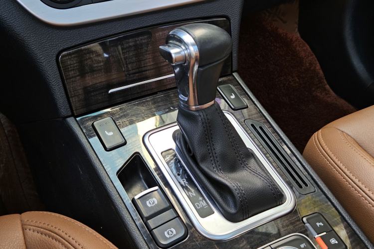 Used Haval H6 Coupe 2015 Blue Label 2.0T Automatic Two-Wheel Drive Prestige Model