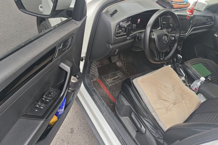 Used Volkswagen T-ROC 2020 280TSI DSG Two-Wheel Drive Comfort Version
