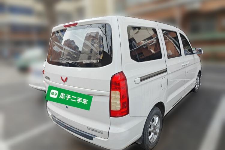Used Wuling Hongguang V 2019 1.5L Enjoyment Version China VI LAR
