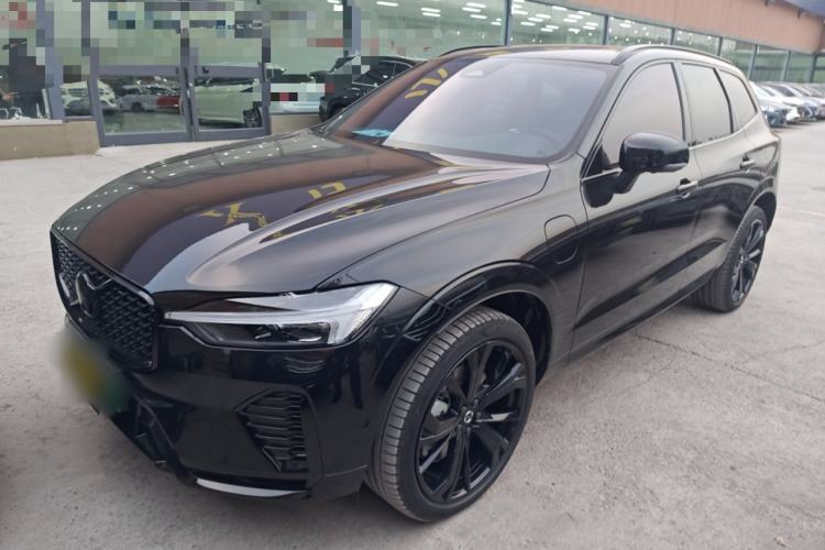 Used Volvo XC60 New Energy 2025 Plug-in Hybrid Long-Range All-Wheel Drive Zhiyuan Extreme Night Black Edition
