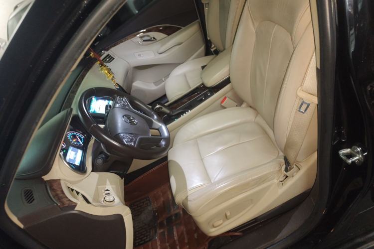 Used Buick LaCrosse 2013 2.4L SIDI Leading Comfort Version