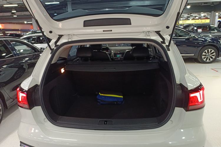 Used Roewe Ei5 2018 Internet Flagship Edition
