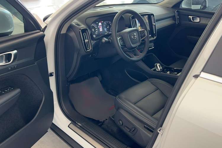 Used Volvo XC40 2022 T4 Four-Wheel Drive Smart & Luxurious Edition
