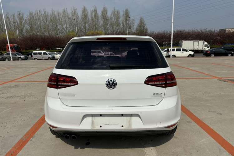 Used Volkswagen Golf 2017 230TSI Automatic Comfort Edition – Celebrating Milestone of One Million Units
