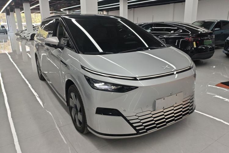 Used XPeng X9 2024 610 Long-Range Pro
