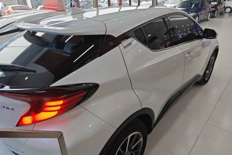 Used Toyota C-HR 2021 2.0L Luxury Edition
