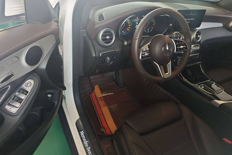 Used Mercedes-Benz GLC 2020 Facelifted GLC 260 L 4MATIC Dynamic Edition
