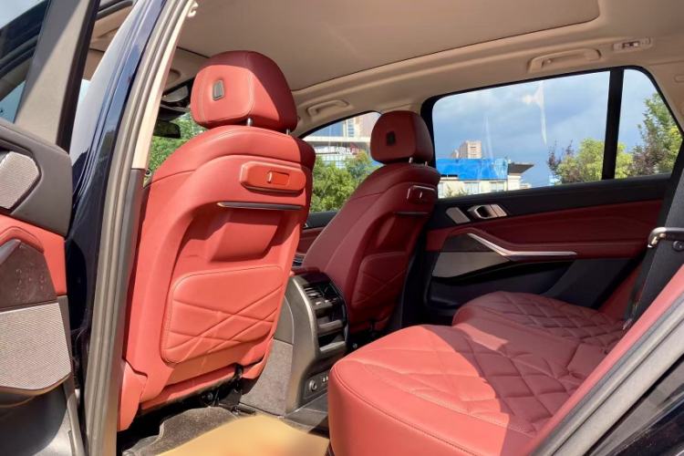 Used BMW X5 2023 xDrive 30Li Luxury M Sport Night Edition Package
