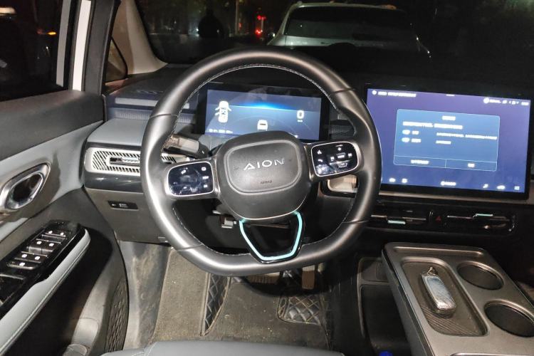 Used AION Y 2023 Younger Star Edition