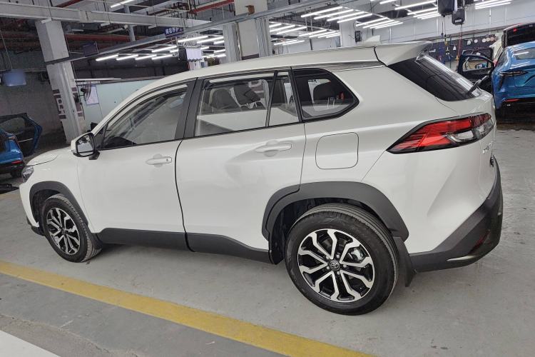 Used Toyota FRONTLANDER 2023 2.0L CVT Luxury Edition
