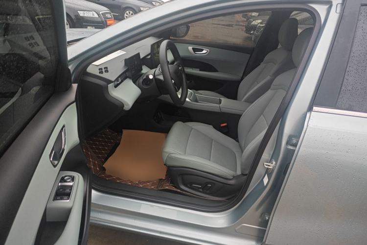 Used Roewe D6 2025 520km Smart Enjoyment Version