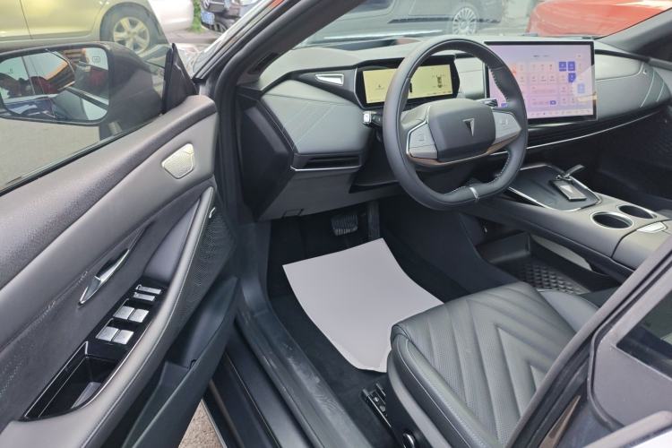 Used  SL03 2023 200Max Range-Extended Version