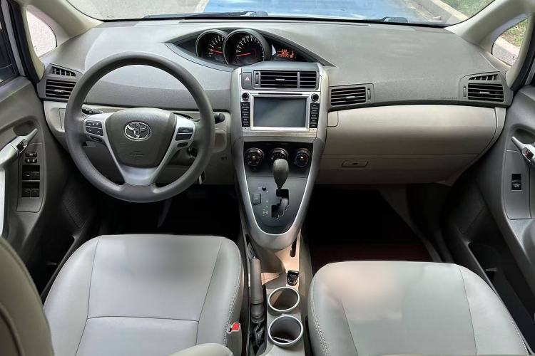 Used Toyota Verso 2011 180E CVT Elite Edition
