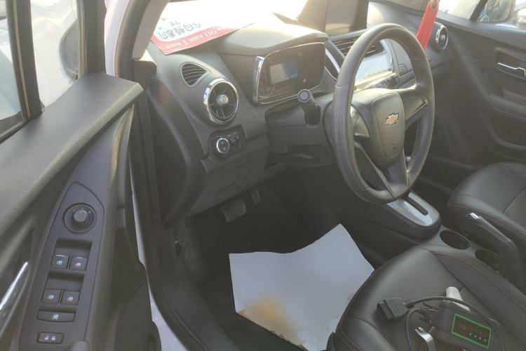 Used Chevrolet Trax 2016 1.4T Automatic Two-Wheel Drive Comfort Version with Sunroof
