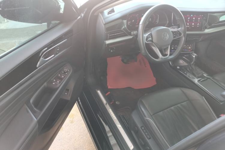 Used Volkswagen Passat 2023 330TSI Starry Luxury Edition
