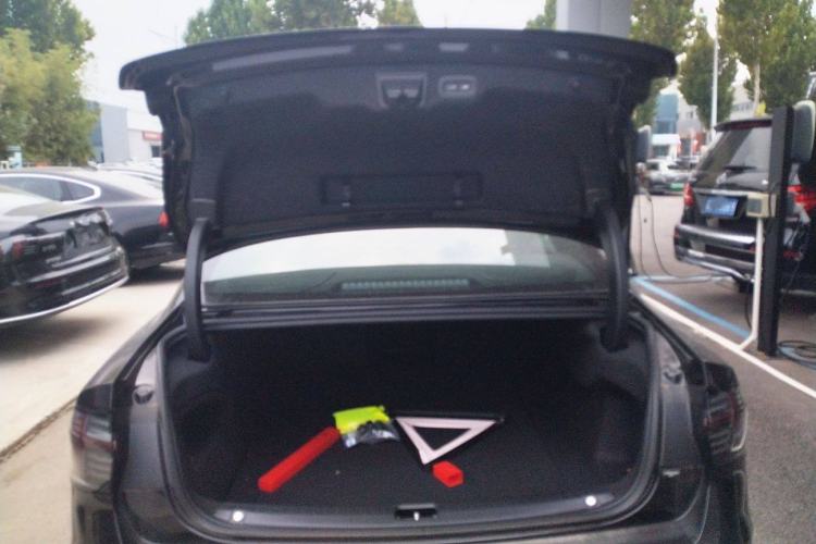 Used Volvo S90 2026 B5 Zhiyi Luxury Edition
