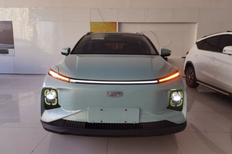 Used Geometry E Firefly 2022 401 km Linglong Tiger 4 Seats
