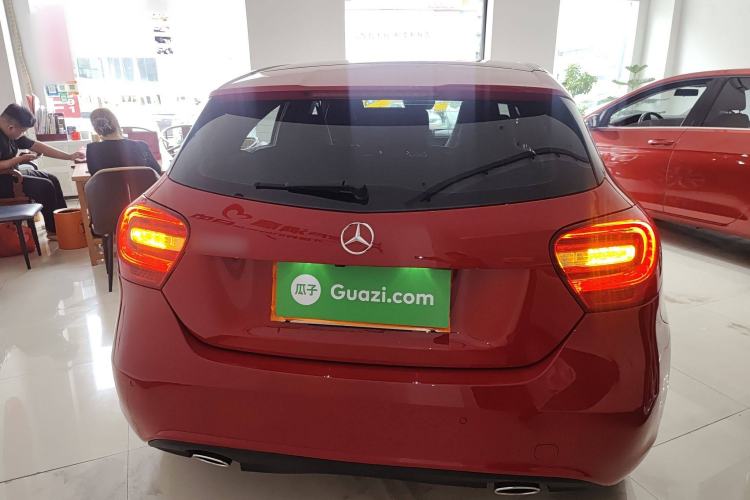 Used Mercedes-Benz A-Class 2015 A 200 Fashion Model
