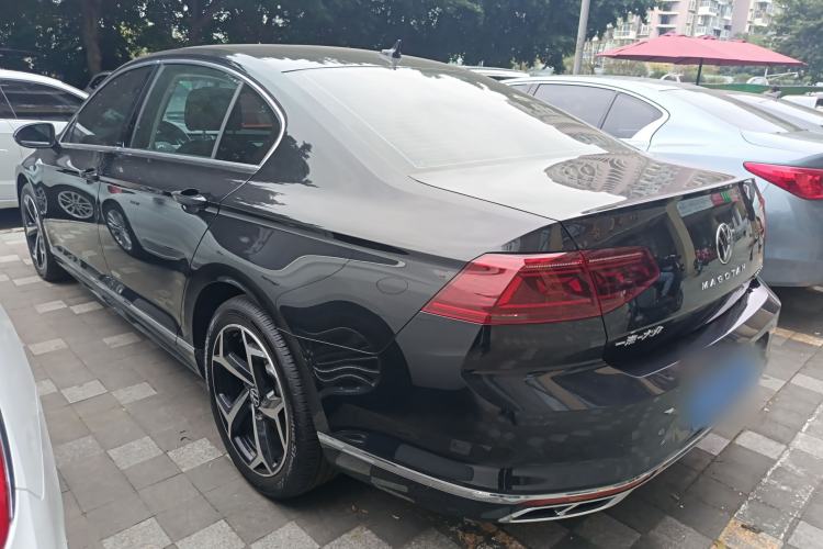 Used Volkswagen Magotan 2023 2 Million Units Limited Edition 330TSI DSG Leading Version
