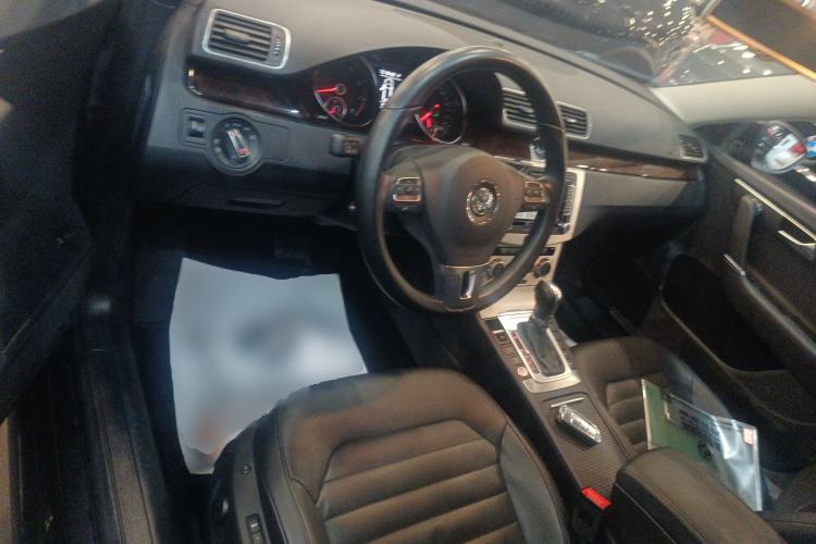 Used Volkswagen Magotan 2012 Travel Edition 2.0 TSI Luxury Version
