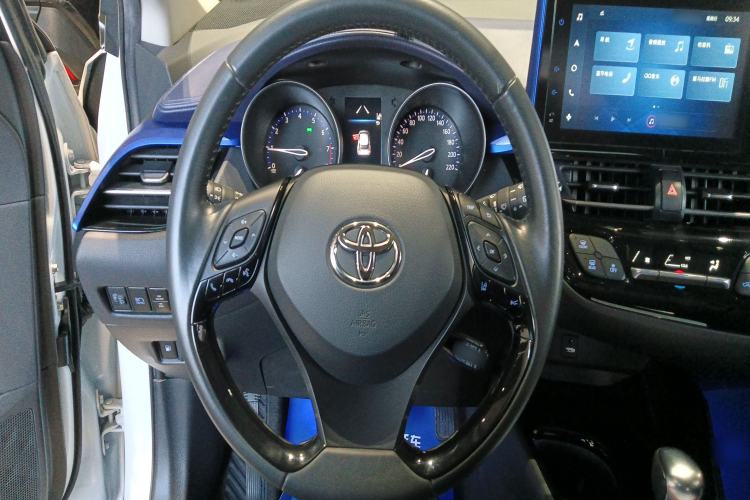 Used Toyota C-HR 2021 2.0L Luxury Edition
