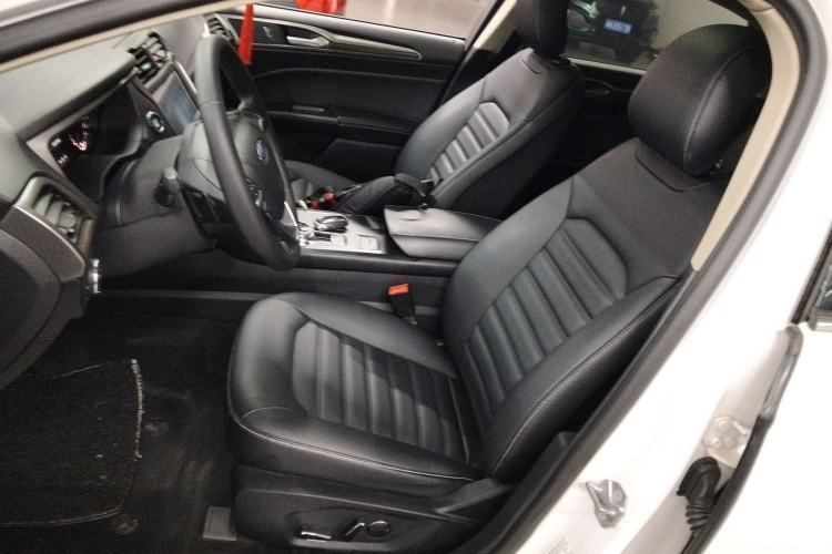 Used Ford Mondeo 2018 EcoBoost 180 Smart Control Fashion Model China VI Standard
