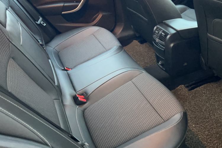 Used Buick Regal 2015 1.6T Leading Technology Model
