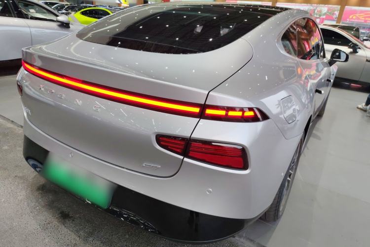 Used XPeng P7 2023 P7i 702 Pro
