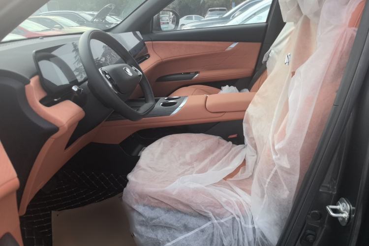 Used Changan CS75 PLUS 2025 4th Generation 1.5T New Blue Whale Smart Luxury Edition
