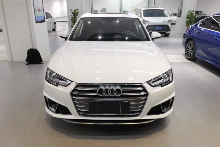 Used Audi A4L 2019 40 TFSI Fashion Version China V
