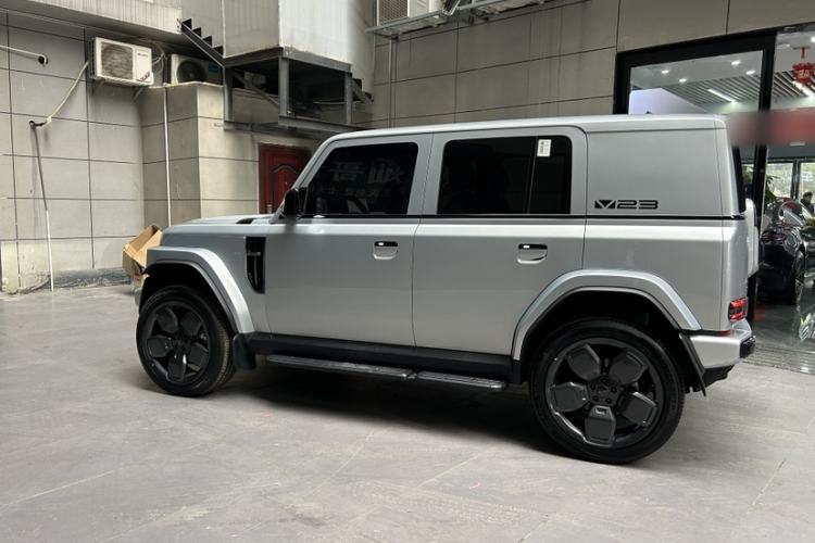 Used  V23 2025 501 Four-Wheel Drive Advanced Version
