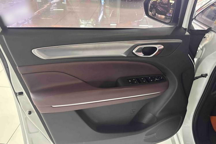 Used GAC Trumpchi M6 2021 PRO 270T Automatic Luxury Edition
