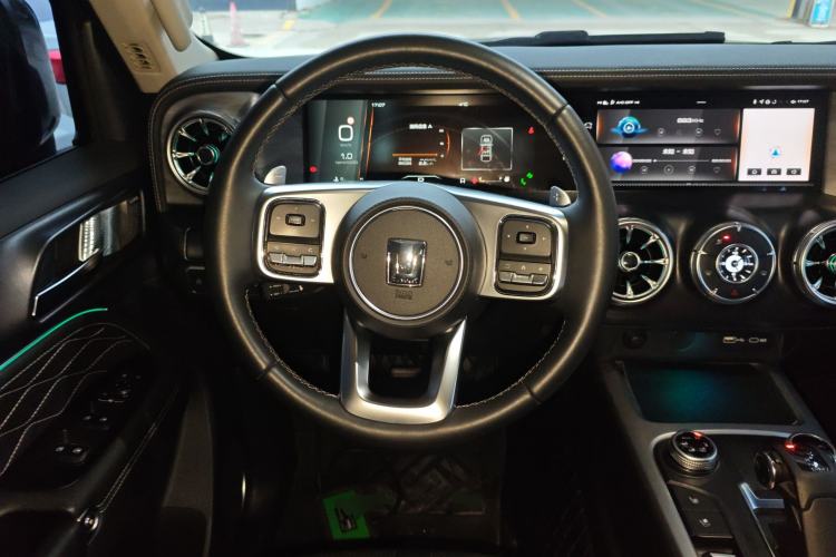 Used Tank 300 2021 City Edition 2.0T—Truly Stylish
