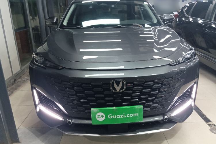 Used Changan UNI-K 2023 2.0T Two-Wheel Drive YueShang Trim