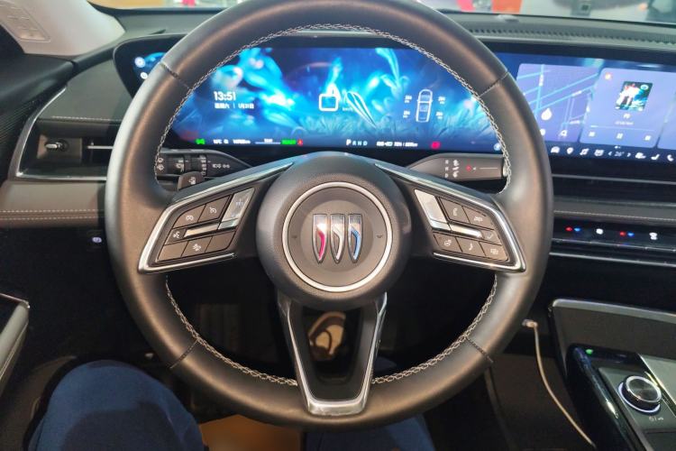 Used Buick E5 2025 Model 620KM Prestige Edition
