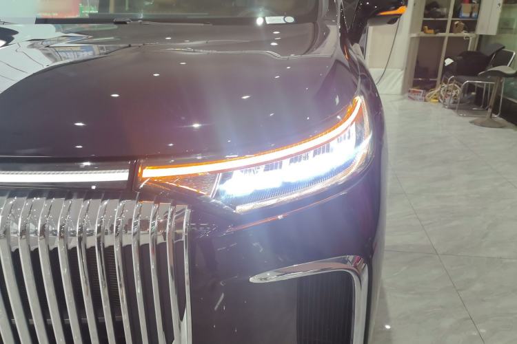 Used VOYAH Dream 2025 PHEV Four-Wheel-Drive Flagship Kunpeng Edition