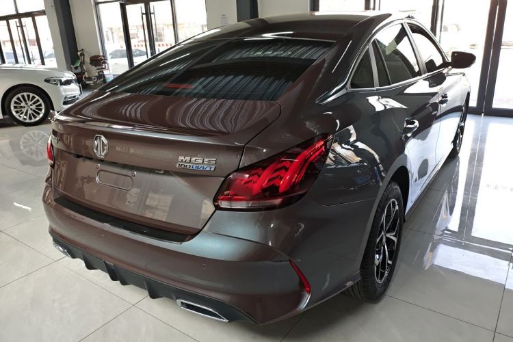 Used MG 5 2021 Revised Version 180 DVVT CVT Youth Luxury Edition
