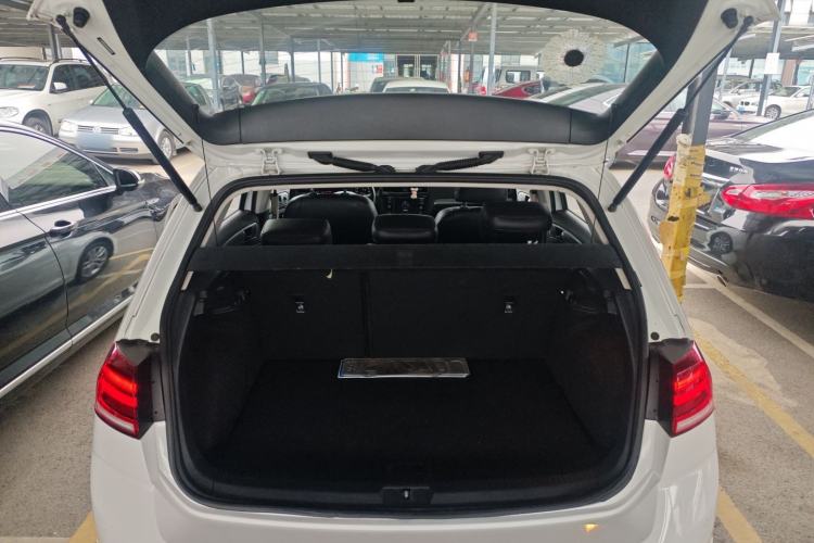 Used Volkswagen Golf 2018 1.6L Automatic Comfort Model
