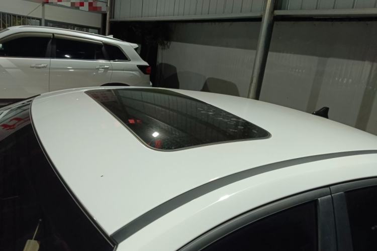 Used Hyundai Elantra 2023 1.5L CVT LUX Prestige Edition
