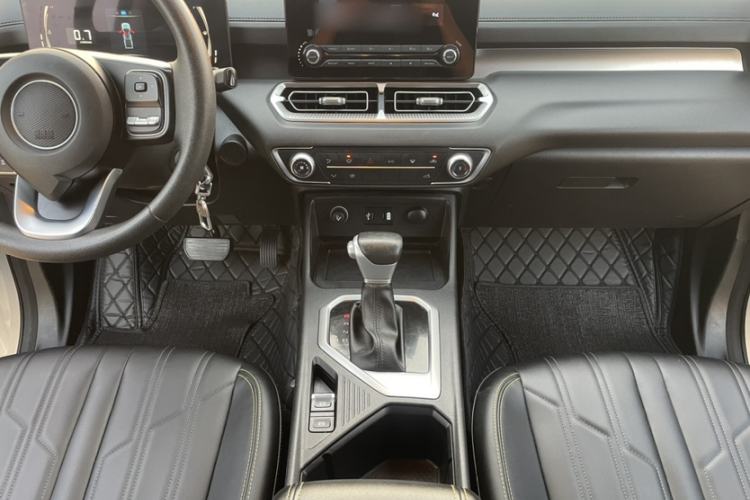 Used Great Wall King Kong Poer 2023 2.0T Automatic Diesel Two-Wheel-Drive Elite Version Flatbed GW4D20M
