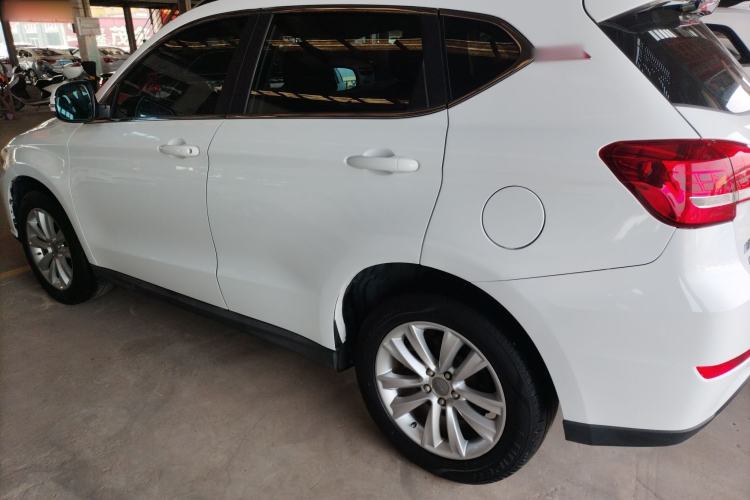 Used Haval H2 2016 Red-Label 1.5T Automatic Two-Wheel Drive Luxury Model